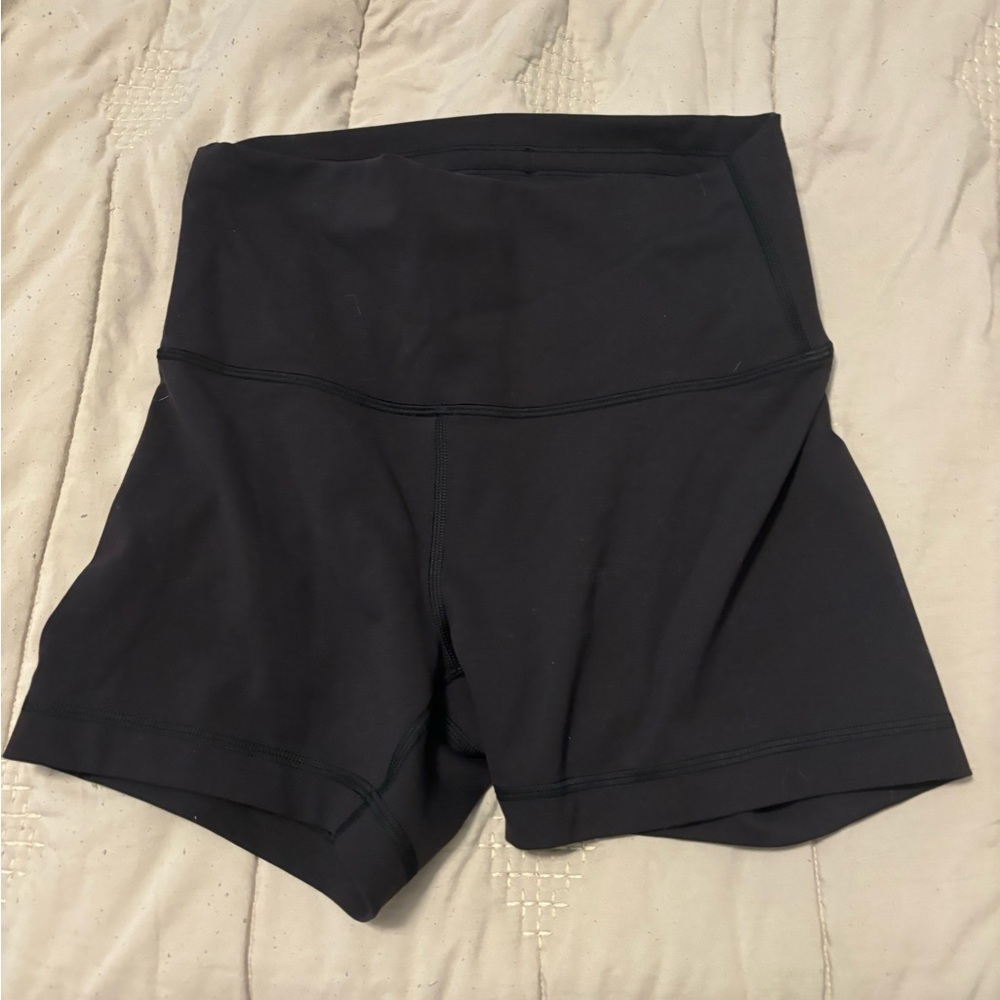 Wunder under lulu biker shorts